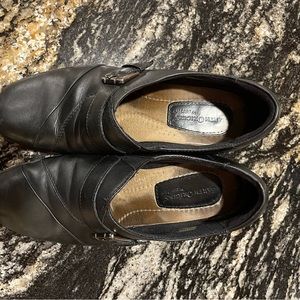 Earth Origins Black Heels!